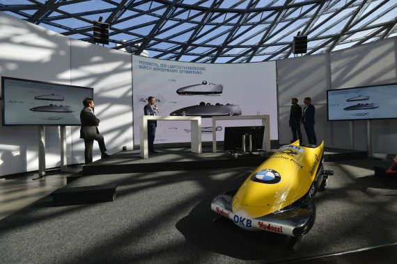 In der BMW Welt in München verkündete der Konzern sein weiteres Wintersport-Engagement.