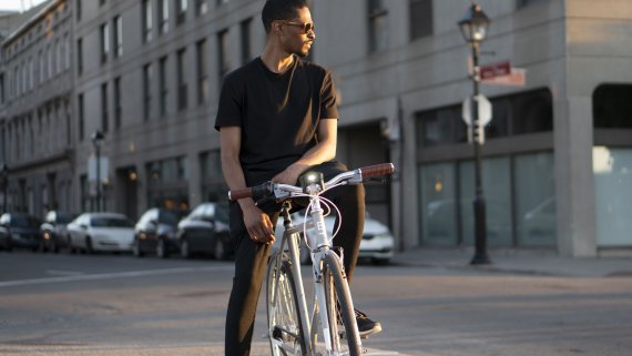 ISPO.com stellt interessante Gadgets fürs Fahrrad vor.