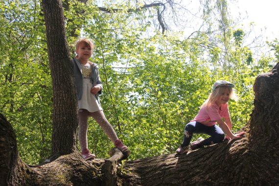 Wie schaffen Eltern Bewegungsanreize für Kinder in Corona-Zeiten?