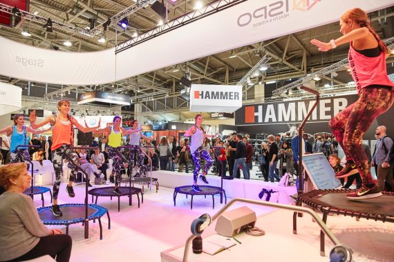 Fitness auf dem Trampolin – der Bereich Health & Fitness auf der ISPO MUNICH