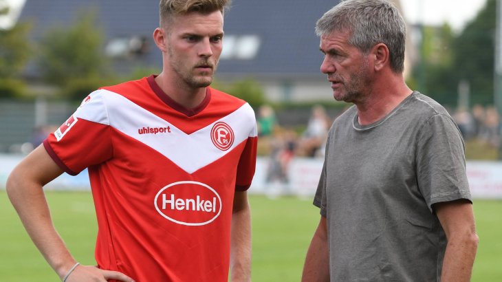 Neu dabei ist in dieser Saison Fortuna Düsseldorf, das zudem mit einem neuen Hauptsponsor auftritt. Bis 2020 unterstützt die Fortunen Henkel als Brustsponsor - mit etwa 3 Millionen Euro jährlich.