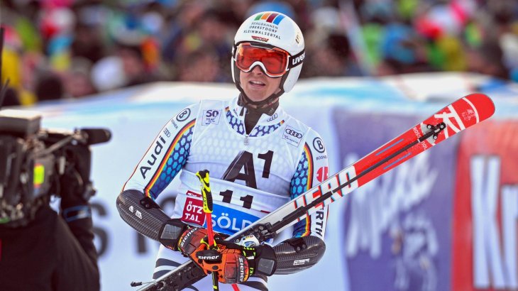 Auch Stefan Luitz ist mit dem Hero FIS SL R21 WC von Rossignol unterwegs.