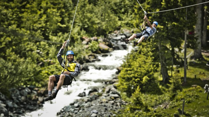 Mit dem Flying Fox über reißende Gebirgsbäche: Das ist Action und Erlebnis pur