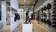 Gutes Design funktioniert auch außerhalb der Metropolen: Scoop (86) ist ein Sneaker-Store in Ingeldorf in Luxemburg.