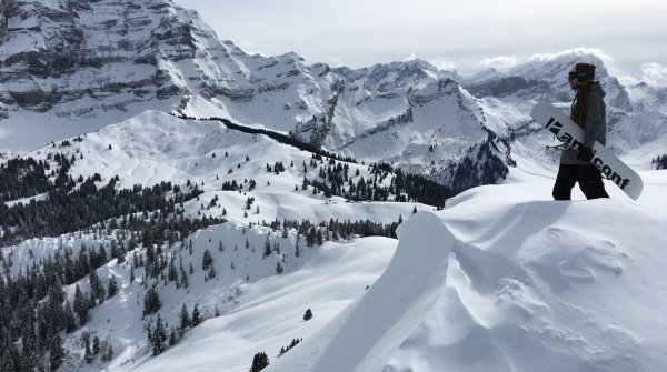 Anticonf produces snowboards with environment and sustainability in mind.