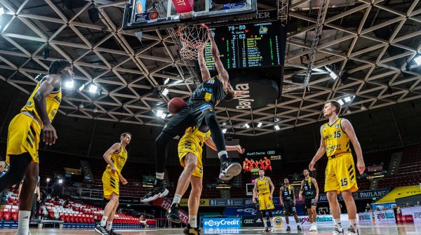 Die deutsche Basketball Bundesliga hat mit einem neu entwickelten Turniermodus ihre Saison trotz Corona beenden können.